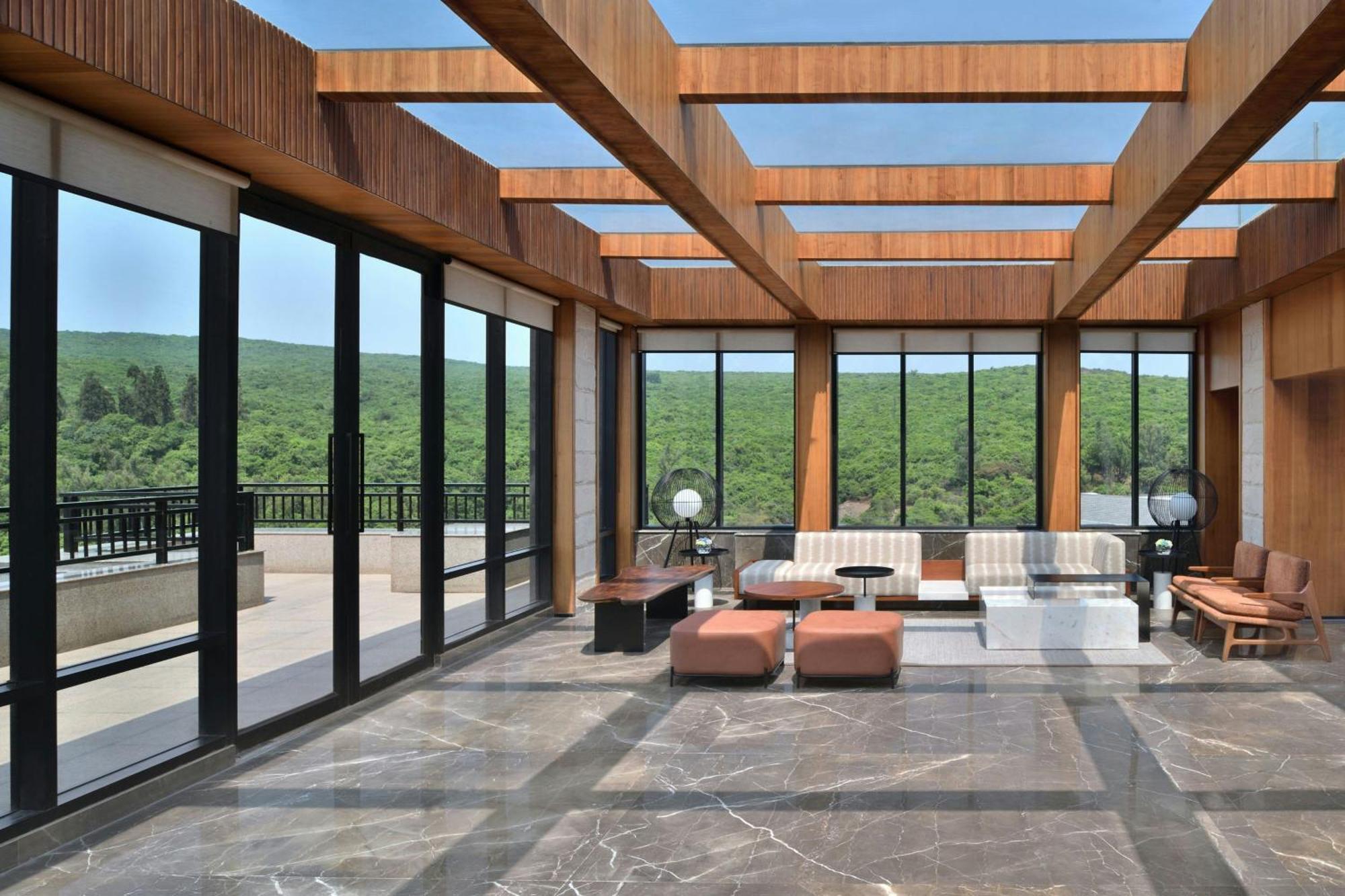 Courtyard By Marriott Mahabaleshwar Hotel Buitenkant foto