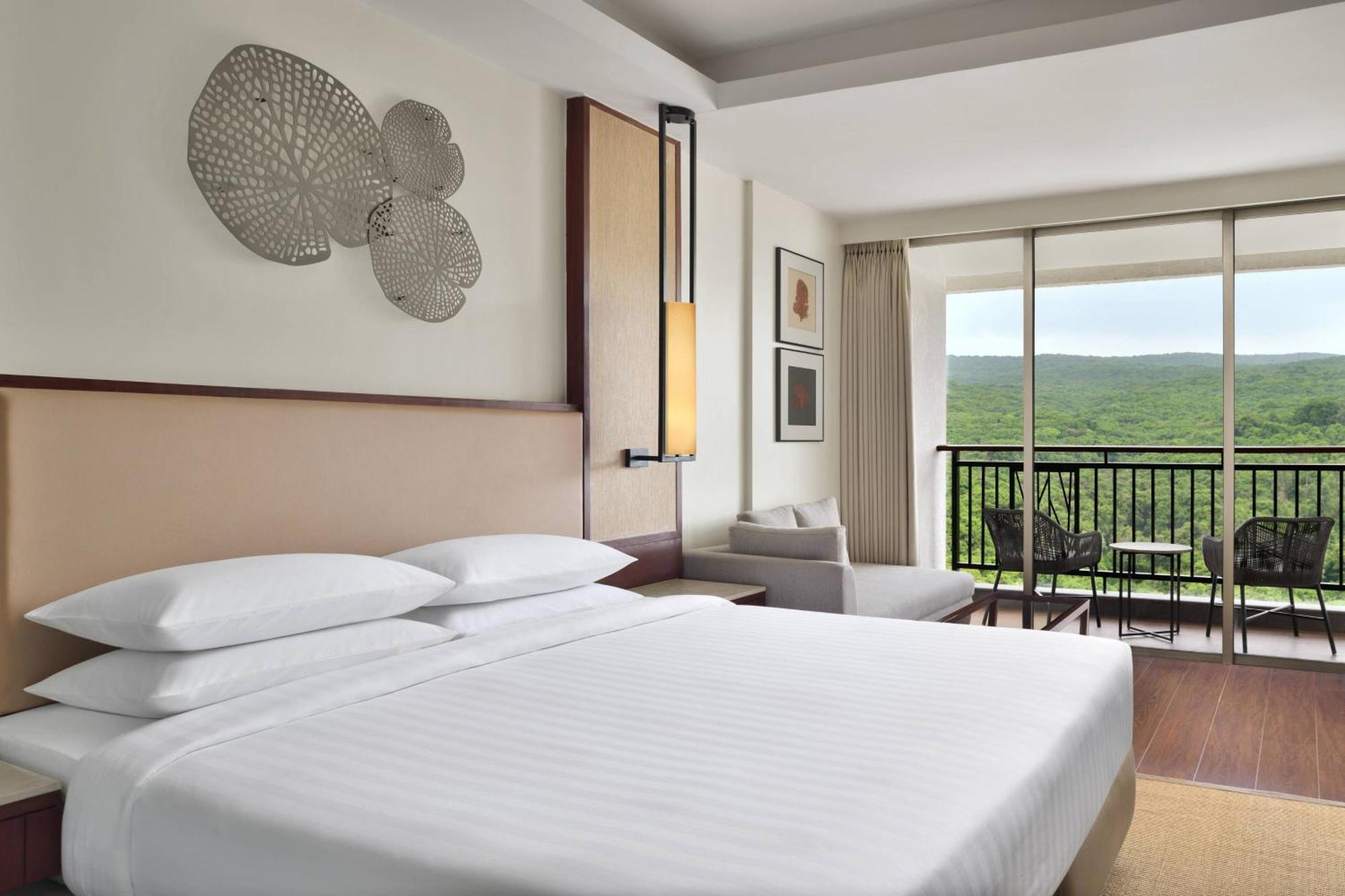 Courtyard By Marriott Mahabaleshwar Hotel Buitenkant foto
