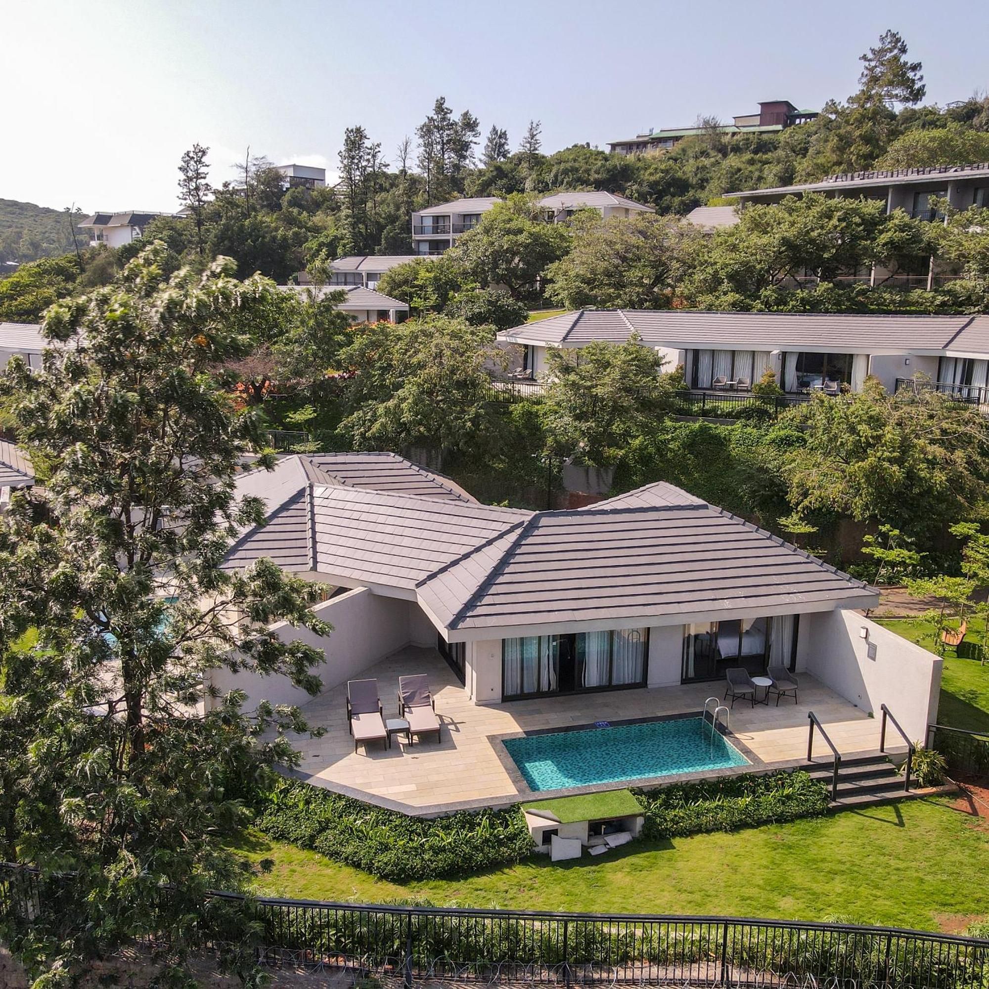 Courtyard By Marriott Mahabaleshwar Hotel Buitenkant foto
